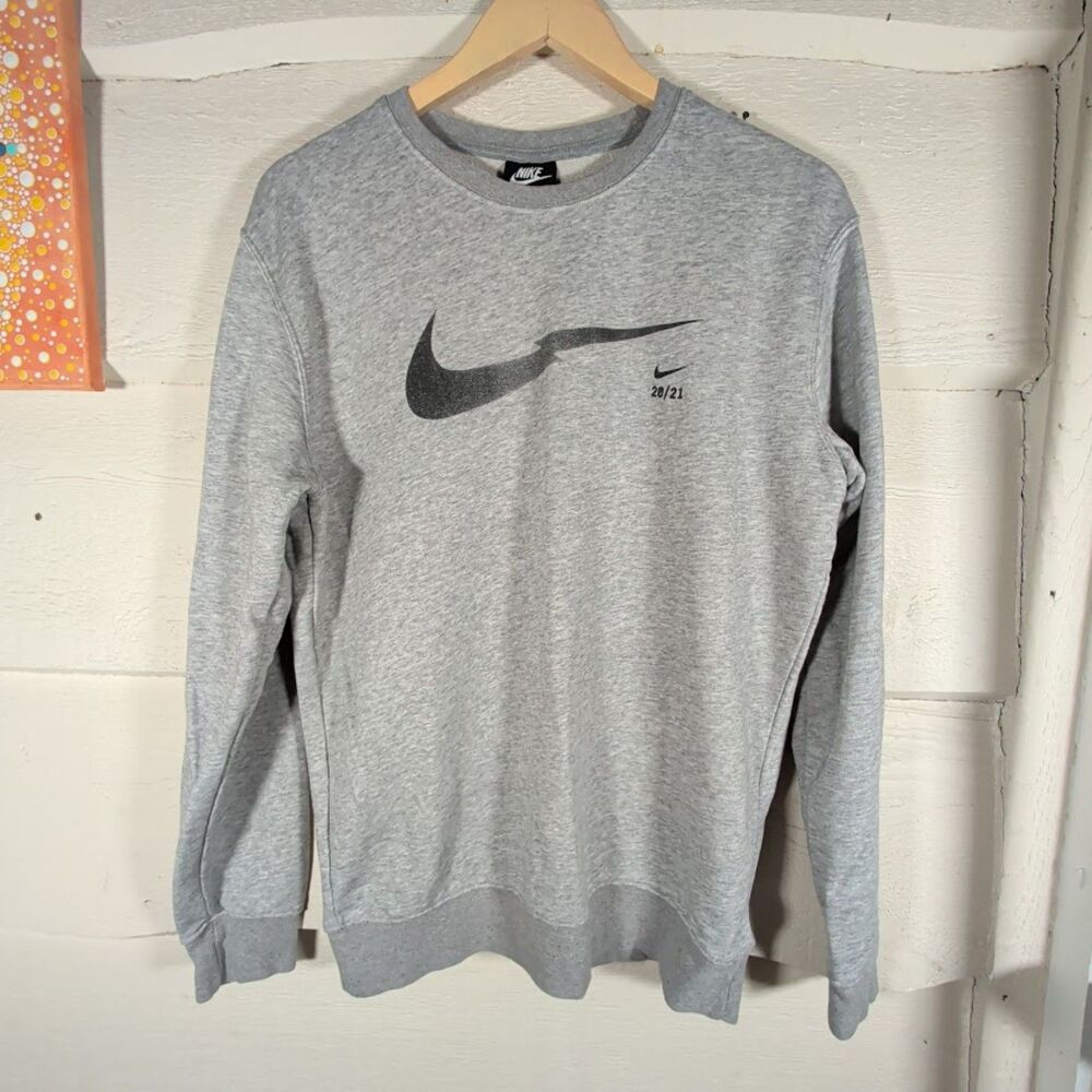 Nike Sportswear Gym Athletic ZigZag Swoosh Crewneck Sweatshirt - Grey L